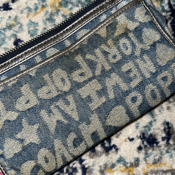 💖Coach Poppy // denim New York clutch wristlet - Picture 5 of 5